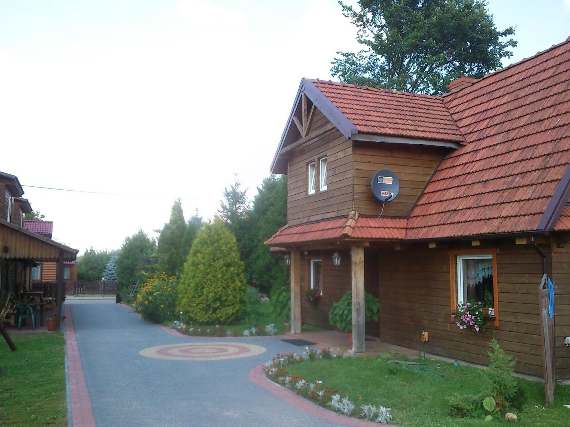 Domek Jaskolka Bialowieza Exterior photo